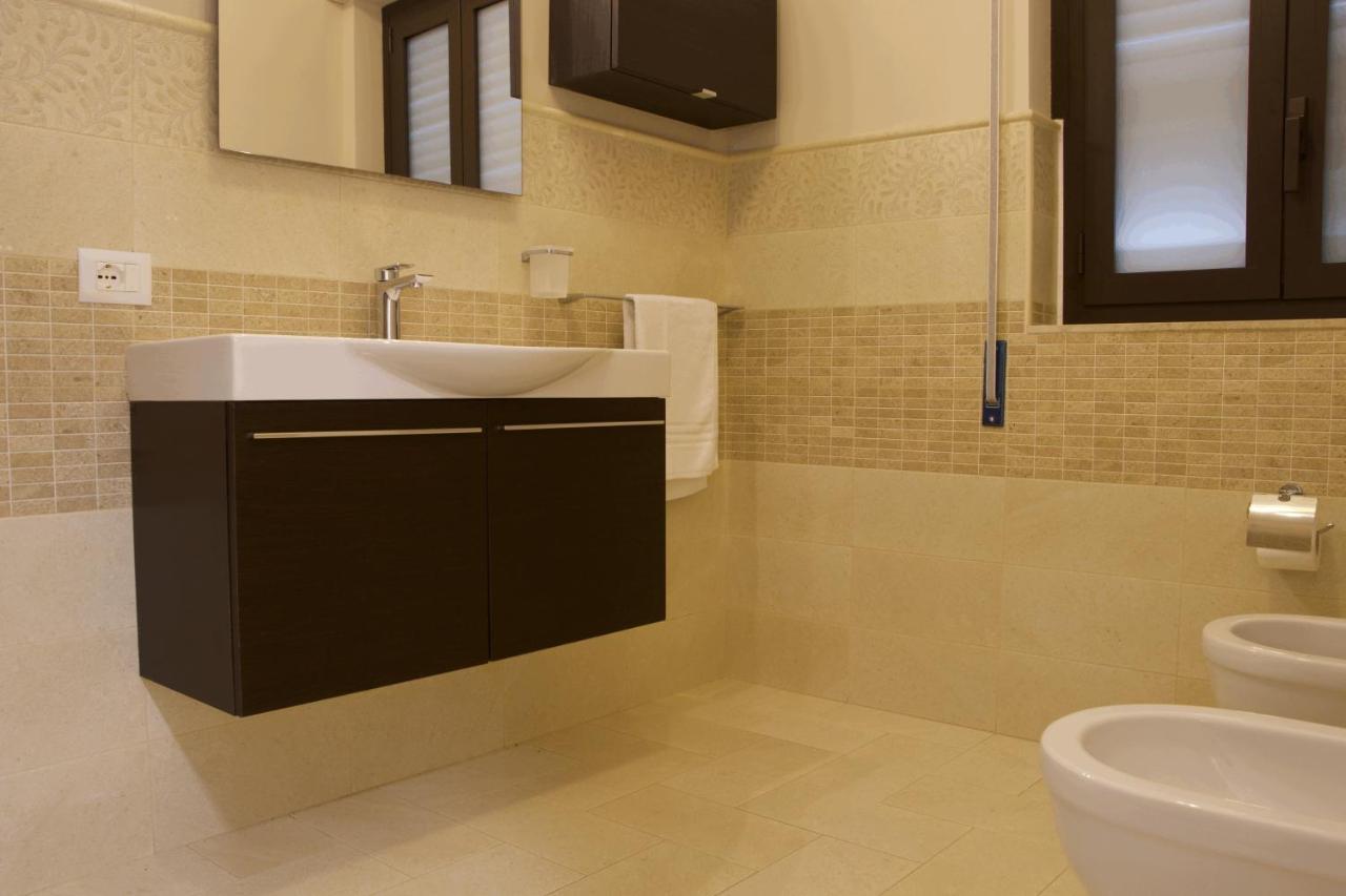 פקינו Athena Rooms With Private Spa מראה חיצוני תמונה